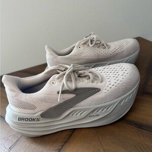 Brooks Women's Athletic Shoes in Cream